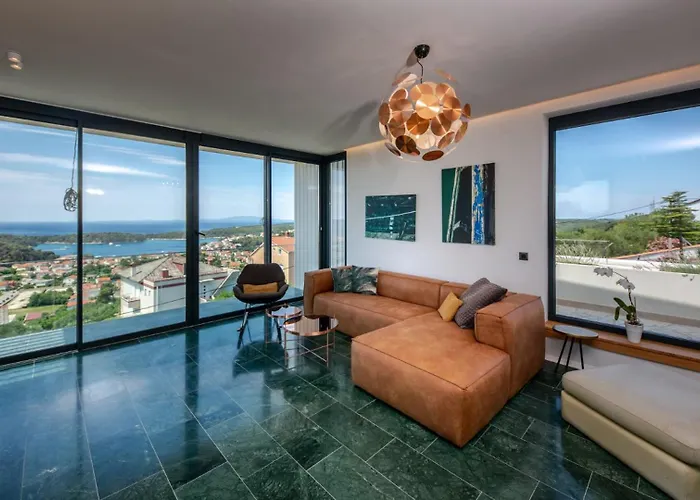 Luxury Mar With Infinity Pool In Rab Vila Palit