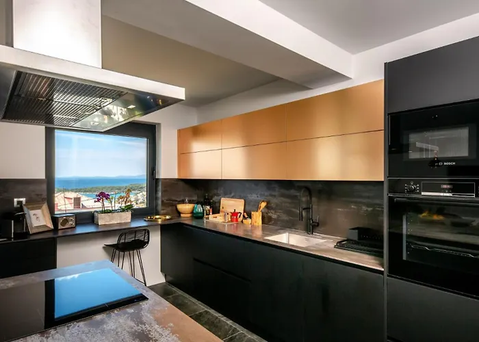 Luxury Mar With Infinity Pool In Rab * Palit