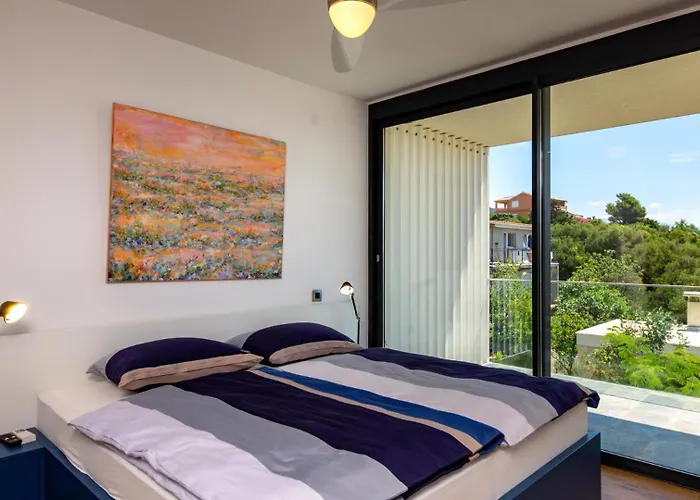 Vila Luxury Mar With Infinity Pool In Rab Palit