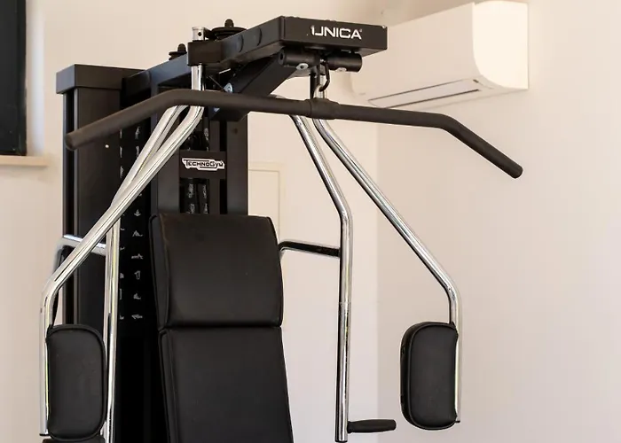 Luxury Mar With Infinity Pool In Rab Vila *