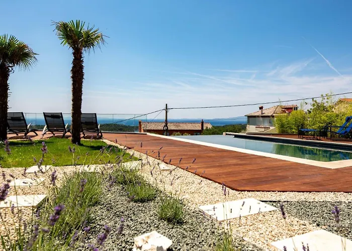 Vila Luxury Mar With Infinity Pool In Rab Palit