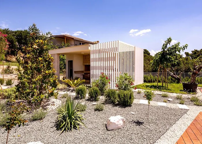 Luxury Mar With Infinity Pool In Rab Vila Palit