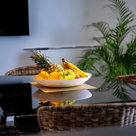 Luxury Mar With Infinity Pool In Rab *