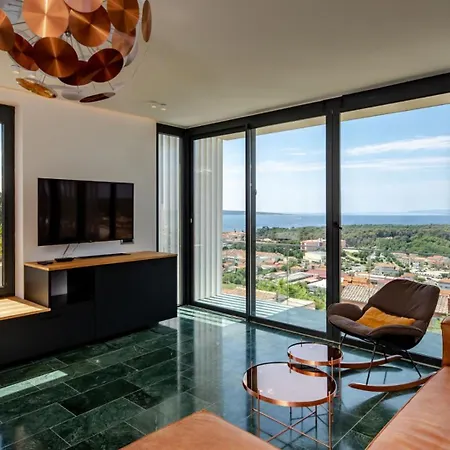 Luxury Mar With Infinity Pool In Rab Villa Palit