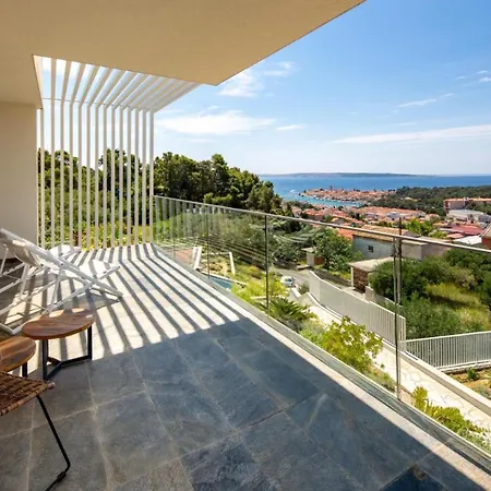 Vila Luxury Mar With Infinity Pool In Rab
