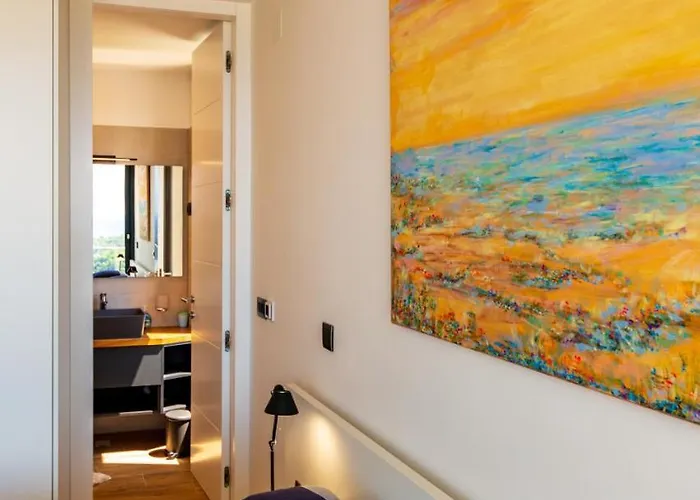 Luxury Mar With Infinity Pool In Rab 别墅